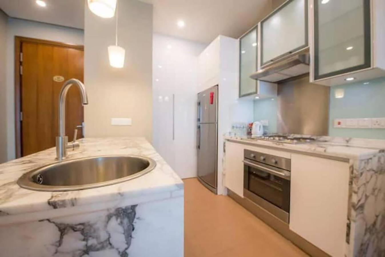 Tree Premier Suite Strait Quay Luxury Marina Suite Tanjung Tokong Dış mekan fotoğraf